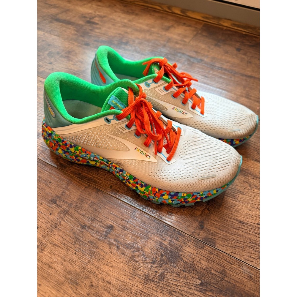 Brooks Adrenaline GTS 22 Women's 9.5 Running Shoes Confetti Sole